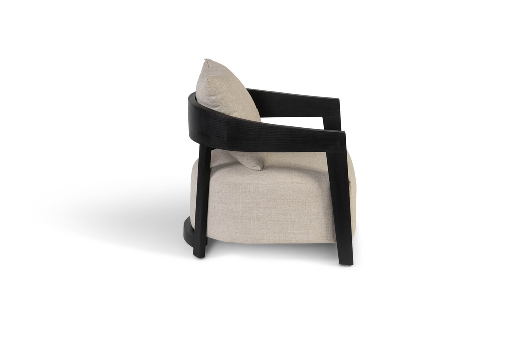 Club Chair ecru on black brushed wood- 61x58x60,5cm - p/1/1