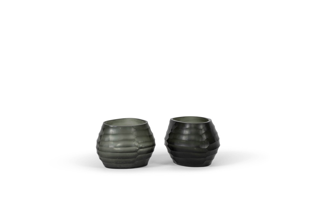 Tlight holder oval with cutting - glass - smoke - 13x11x9,5cm - p 4/12