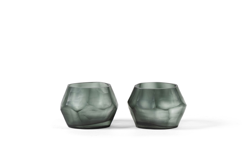 T-light holder oval with cutting medium- grey clear - Ø11.5 x 9.5 x 8 cm - p 4/18